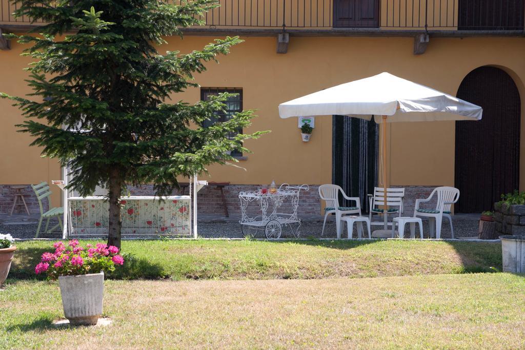 B&B Il Giarolo Cameriano Luaran gambar